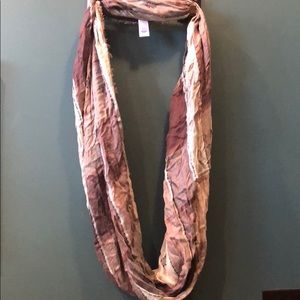 Infinity scarf